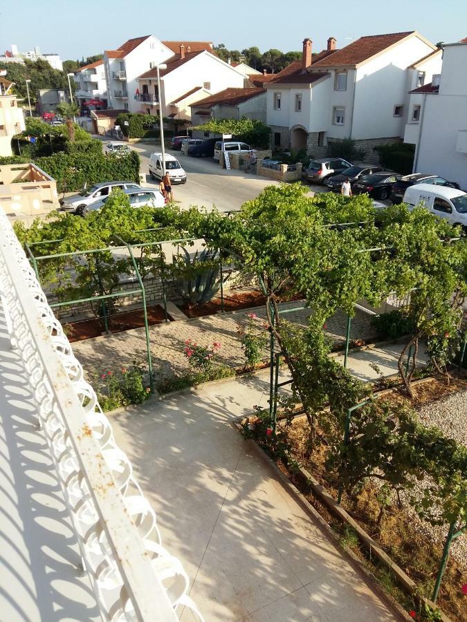 Villa Feodora Biograd Na Moru Exterior foto